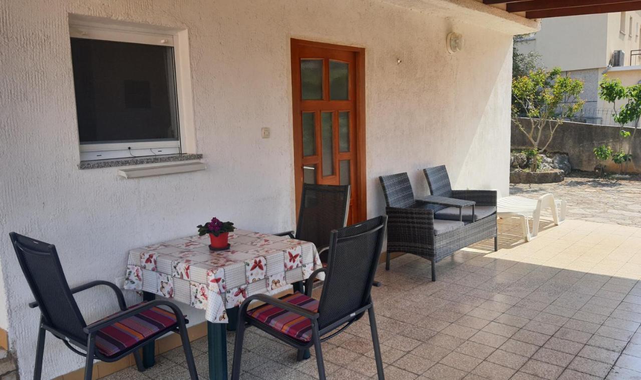 Apartments Vesna Avsec - Крк Номер фото